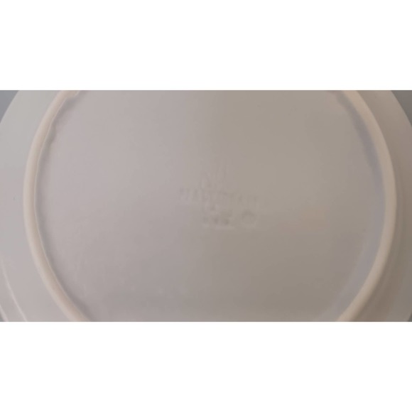 Pfaltzgraff Yorktowne Stoneware Partial Dinner Set - Picture 4 of 5